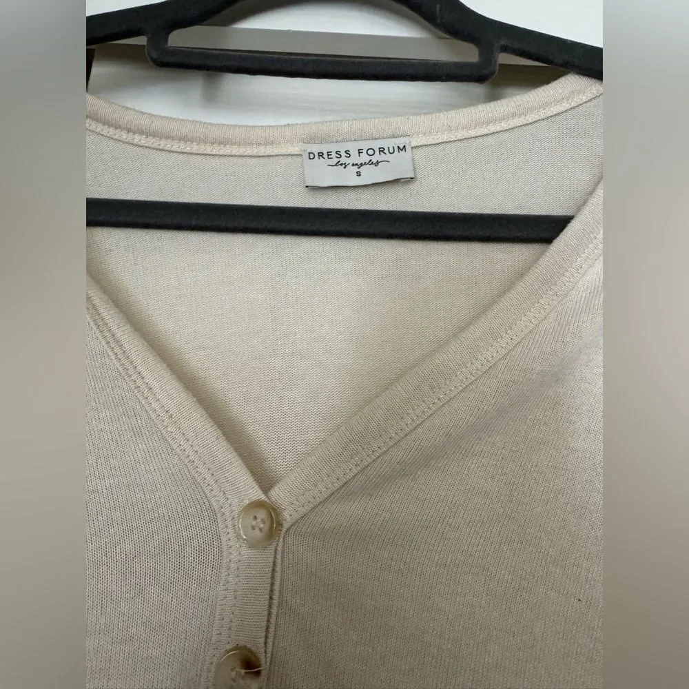 Oversized‎ Cream long sleeve top
